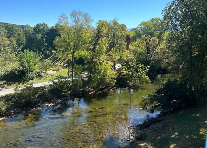 River Place Condos #409 1Bd, 2Bath